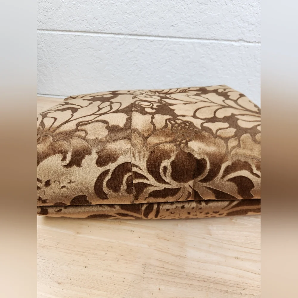 Williams Sonoma Home Floral Velvet Scroll Damask Coverlet F/Q  1 Sham Brown NOS